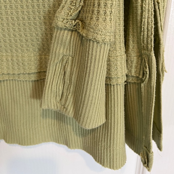 Free People We The Free North Shore Thermal Tunic Sage Green Waffle Knit- Size L - Picture 5 of 5